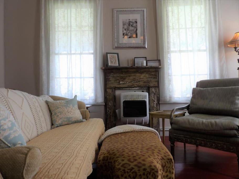 The Farmhouse Private Apartments Eufaula Exterior photo